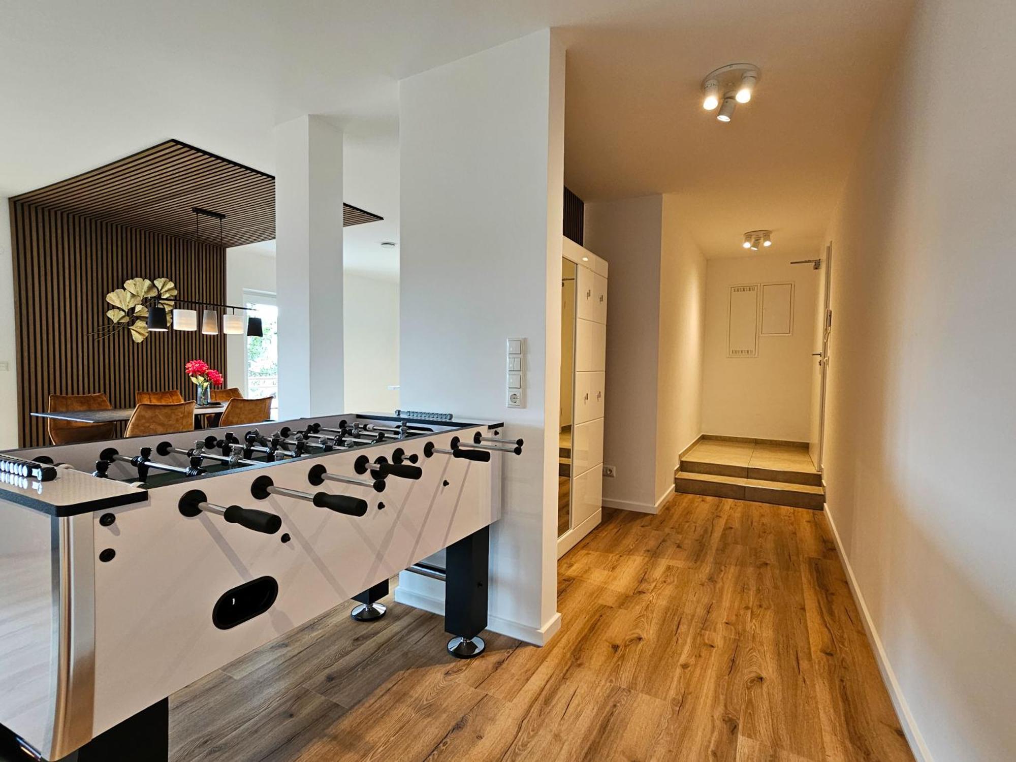 Better L Modern Apartment L Tischkicker Altusried Экстерьер фото