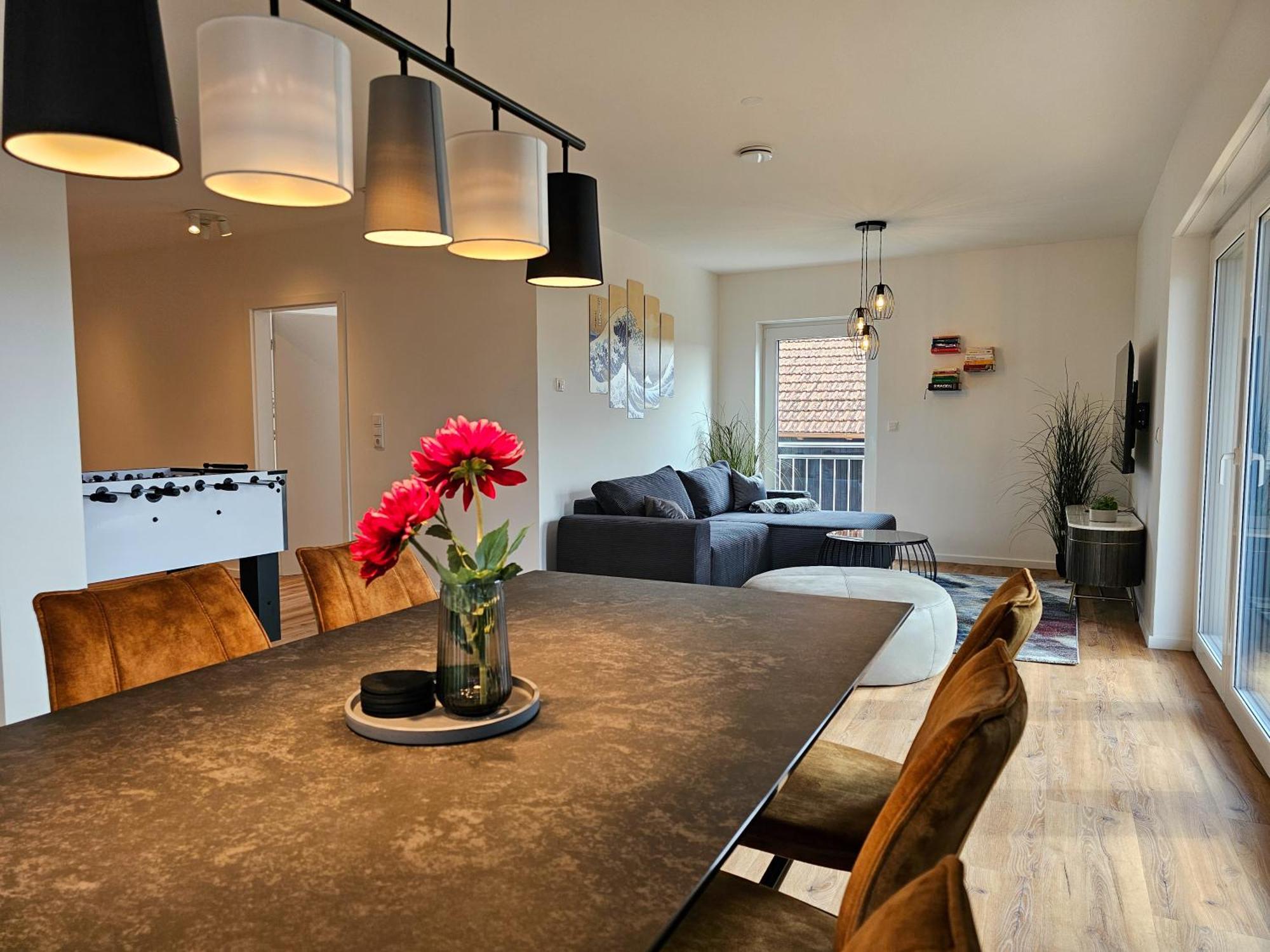 Better L Modern Apartment L Tischkicker Altusried Экстерьер фото
