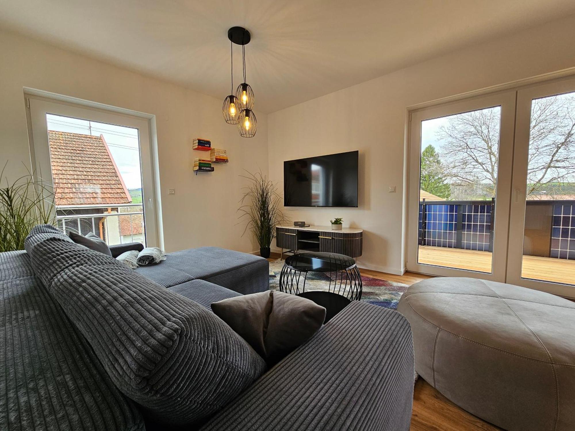 Better L Modern Apartment L Tischkicker Altusried Экстерьер фото